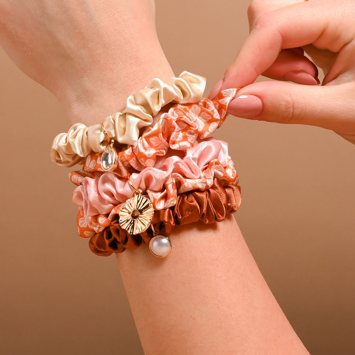 Scrunchie Charm Set | Sienna Spice