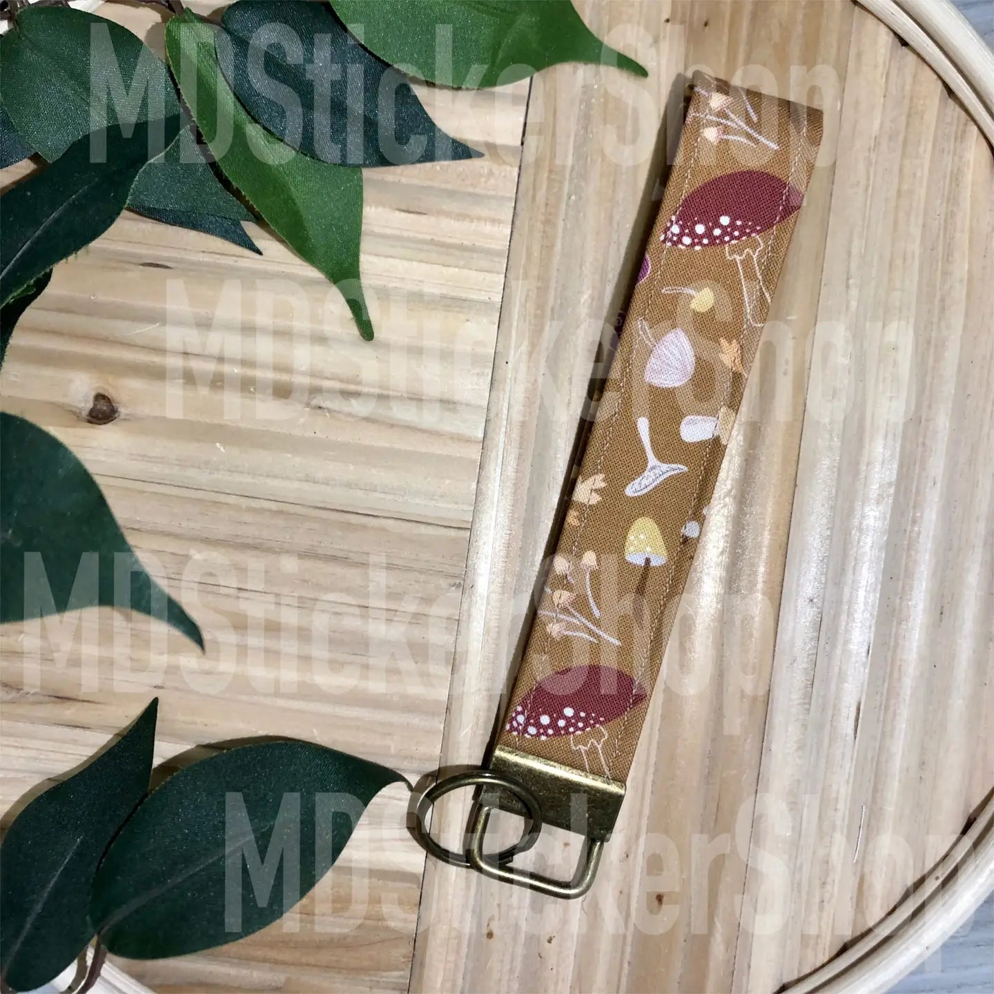 Wristlet Keychain | Brown Mushroom