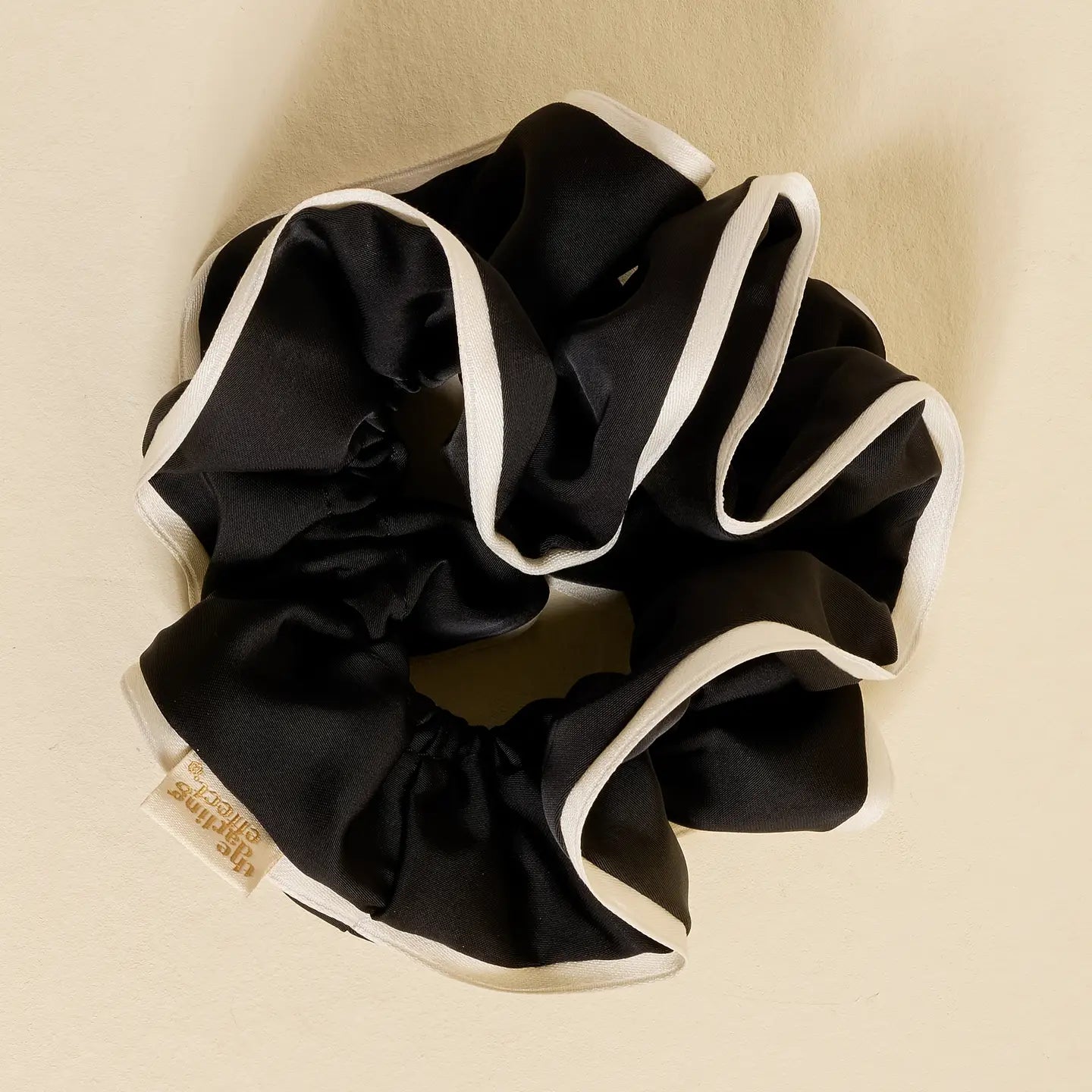 Ruffle Up Scrunchie | Black
